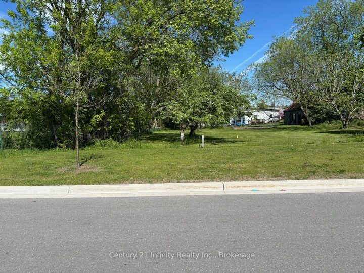 Property Photo:  54 Townline Road S  ON L1K 1B1 