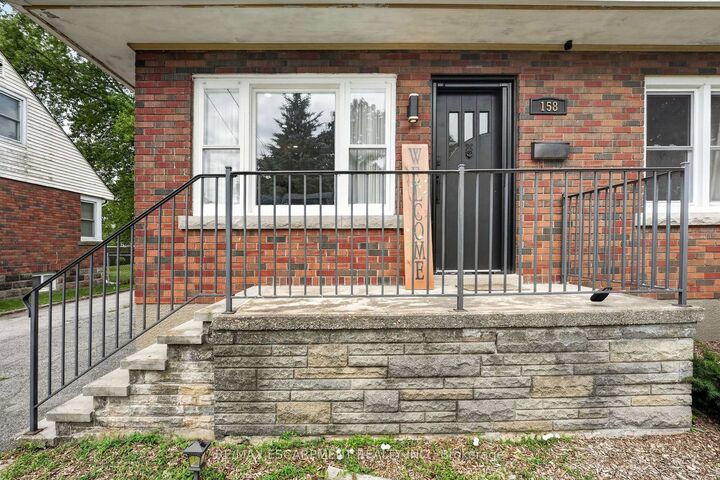 Property Photo: 158 Homewood Avenue ON L3K 5M3