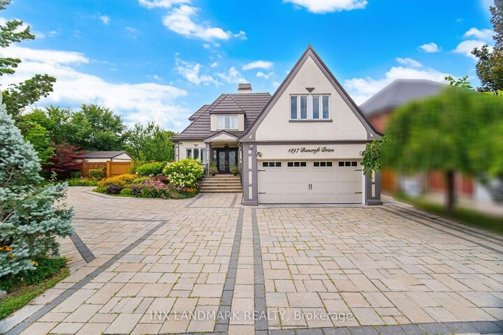 Property Photo:  1497 Bancroft Drive  ON L5V 1M3 