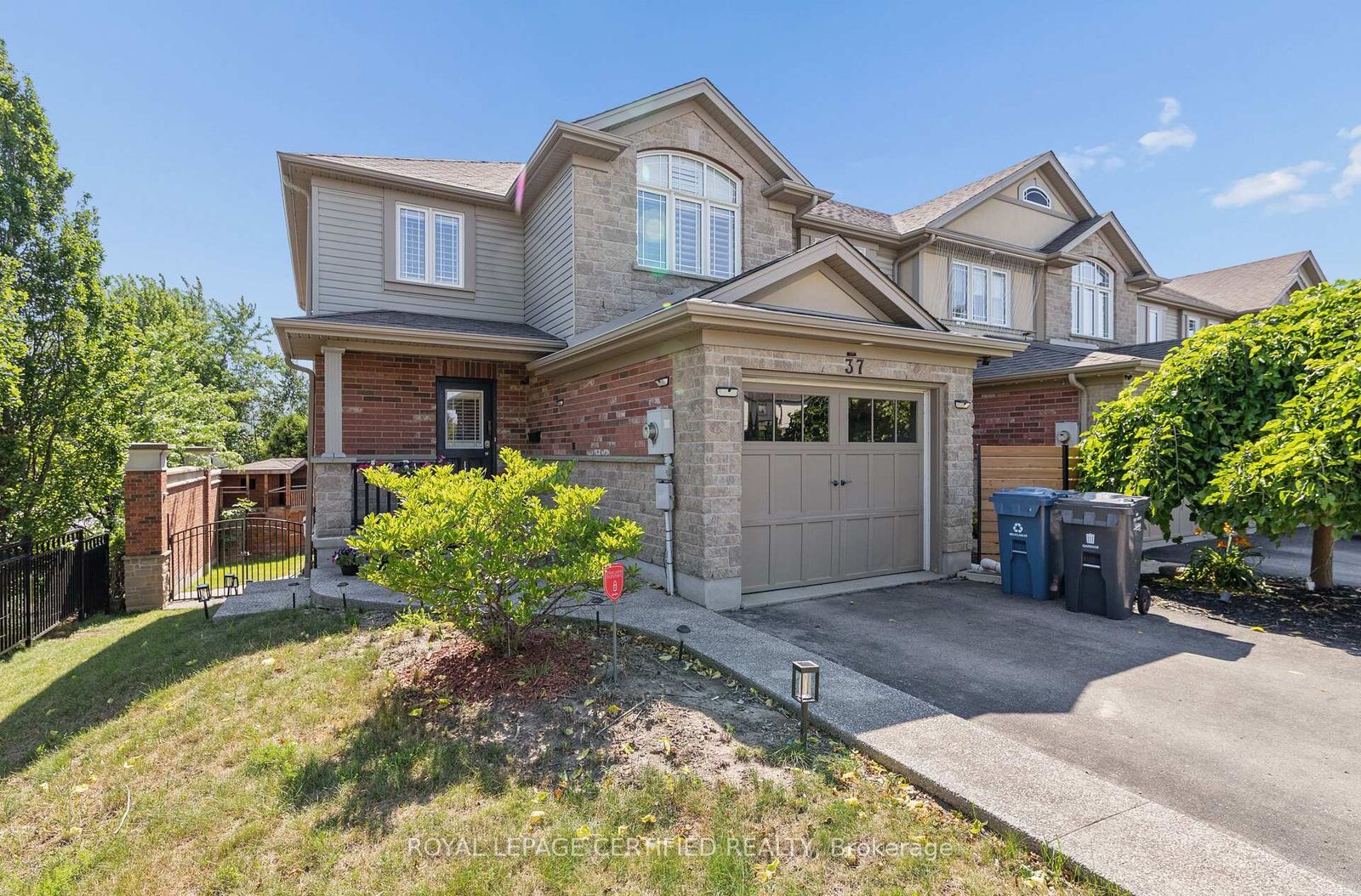 Property Photo: 37 Wilkie Crescent ON N1L 0B1