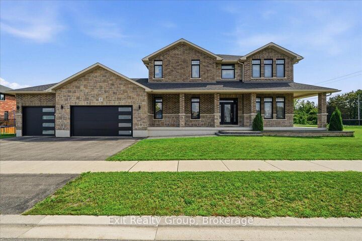 9 Wims Way — photo 1