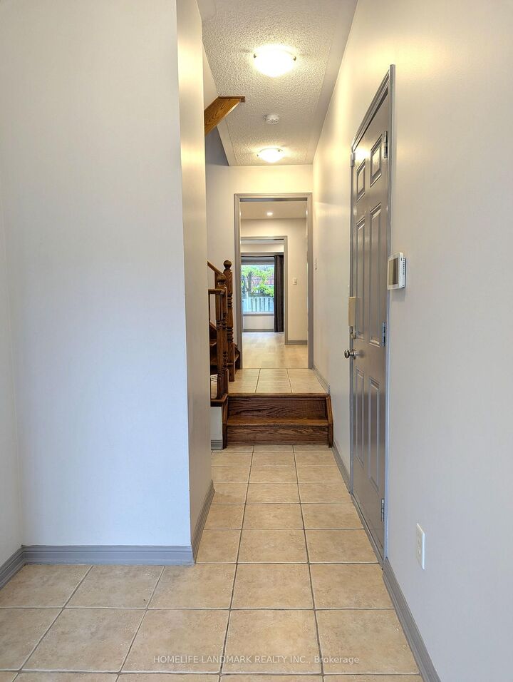 Property Photo:  27 Walter Sangster Road  ON L4A 0J5 