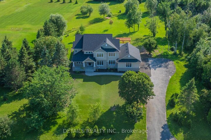 28 Ridingview Crescent — photo 1