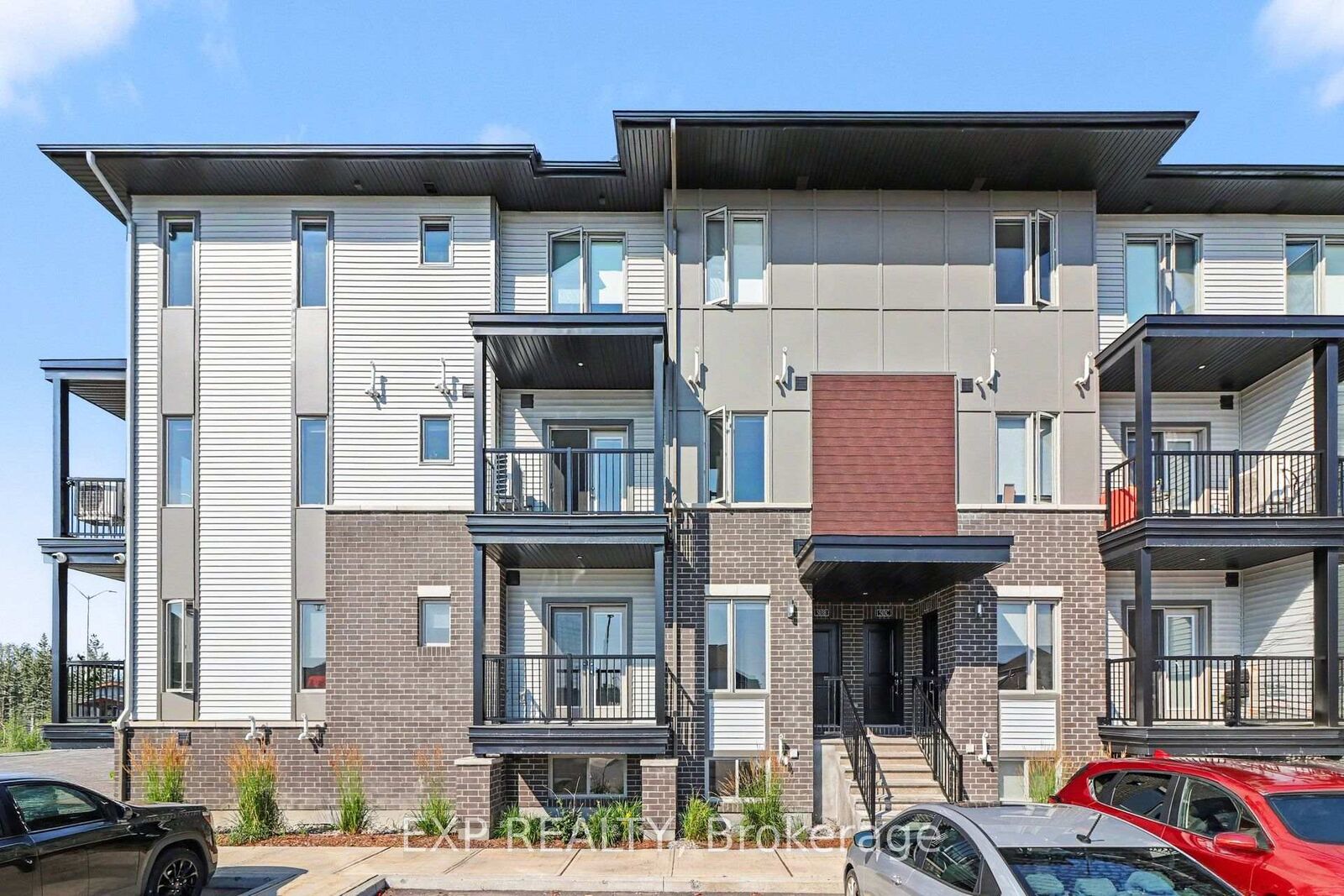Photo de la propriété: 503 Southfield Way A ON K4A 5N7