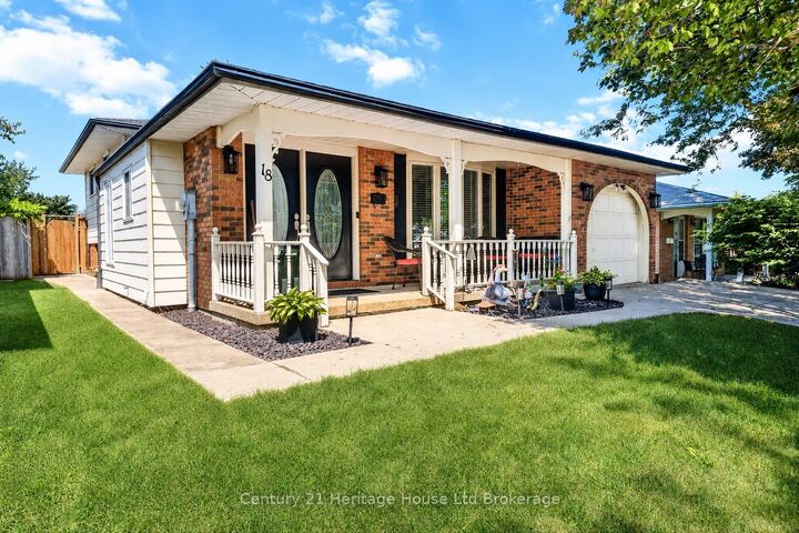 Property Photo: 18 Locust Crescent ON N6E 2K2