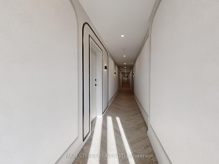 Property Photo: 49 Charles Street 307 ON L3Y 3V7