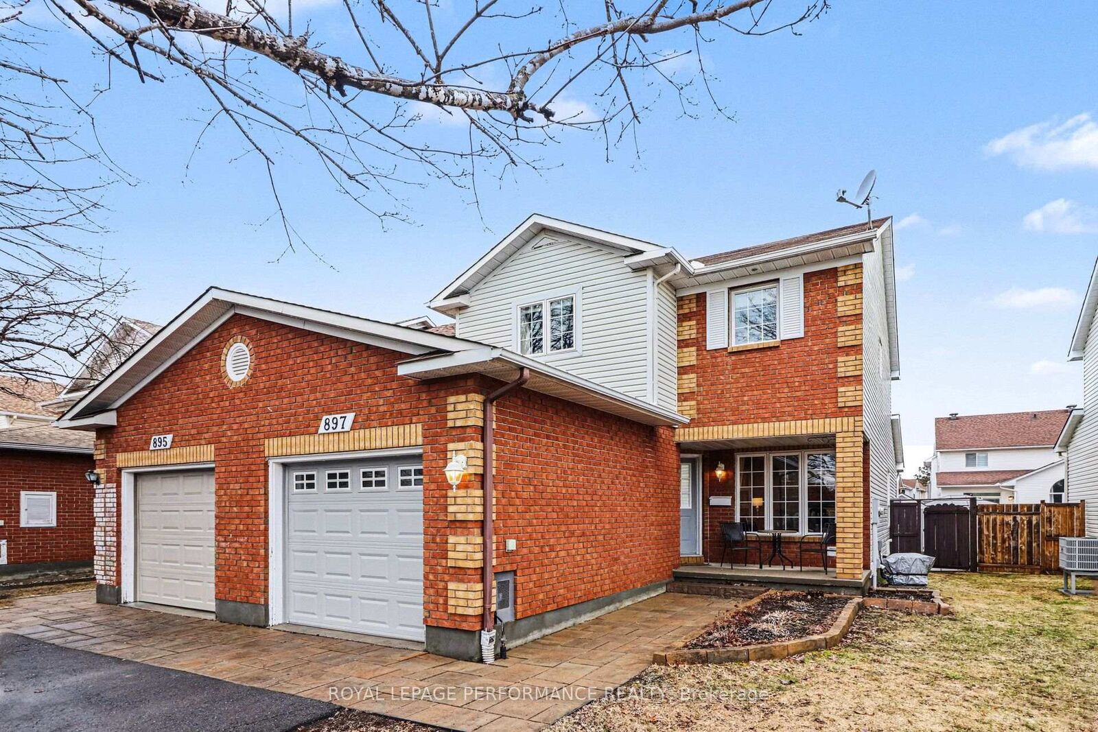 Property Photo: 897 Paradise Crescent ON K4A 3S5