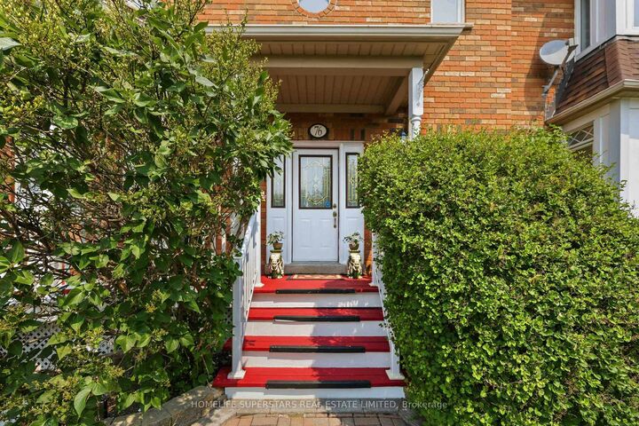 Property Photo: 76 Riverlands Avenue ON L6B 1B6