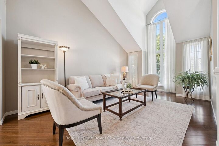Property Photo: 32 Pine Ridge Drive ON N1L 1K3