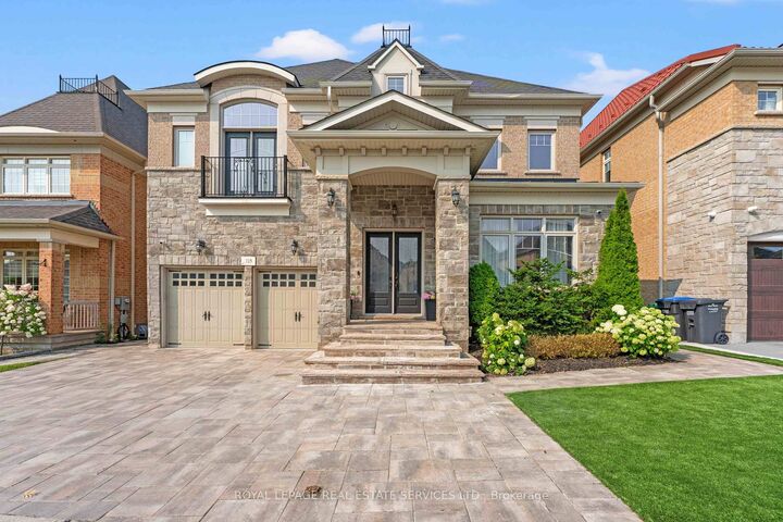 Property Photo: 118 Coastline Drive ON L6Y 0S4