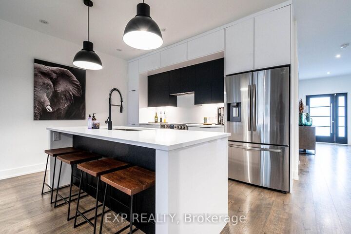 Property Photo: 8889 Angie Drive ON L2H 3W8