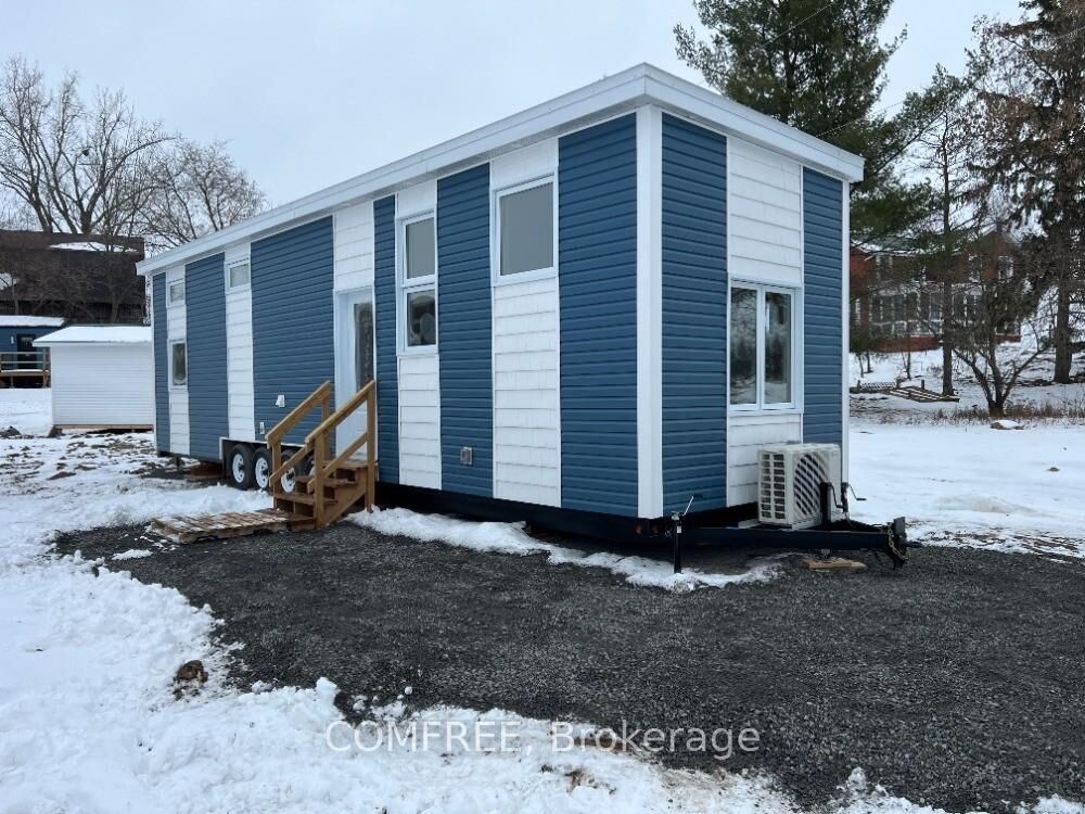 Property Photo: 3369 York's Corner Road ON K0A 2G0