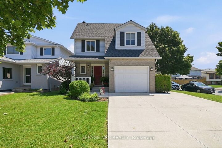 Property Photo: 5 Culligan Crescent ON L2V 4P1