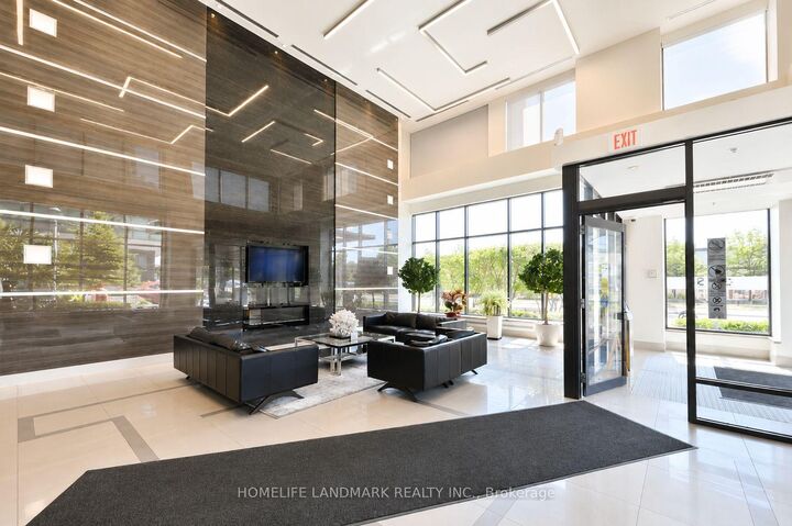 Photo de la propriété: 3975 Grand Park Drive 702 ON L5B 0K4