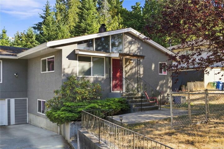 Property Photo: 1708 Extension Rd BC V9X 1A5