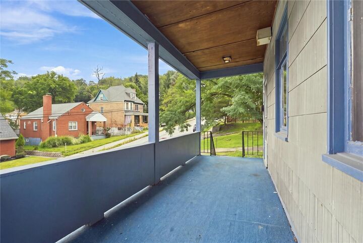 Property Photo: 2334 Manor Ave PA 15218