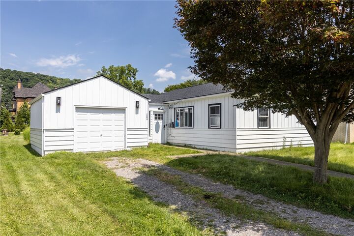 Property Photo:  7004 Grand Ave  PA 15225 
