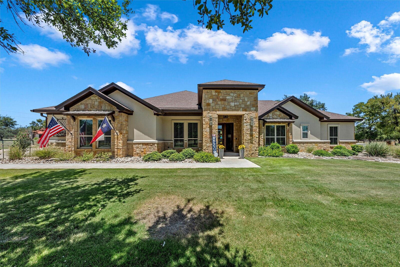 Property Photo:  1614 Cheyenne Pass  TX 76571 