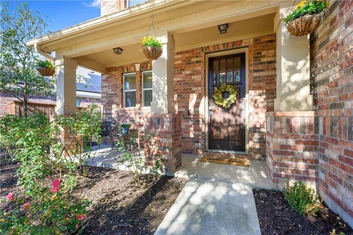 Property Photo: 1524 Uhland Drive TX 78641
