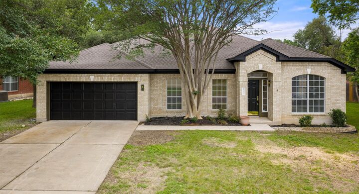 Property Photo: 412 Tamara Drive TX 78628