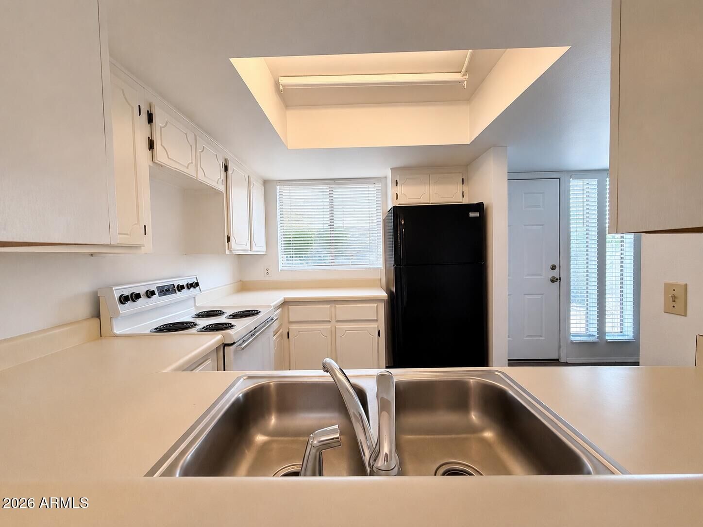 Property Photo:  820 W 14th Street  AZ 85281 