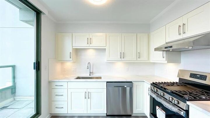 Property Photo: 7380 Elmbridge Way 1803 BC V6X 4A1