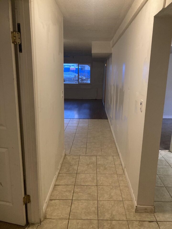Property Photo:  2165 Prairie Avenue Lower  BC V3B 1V6 
