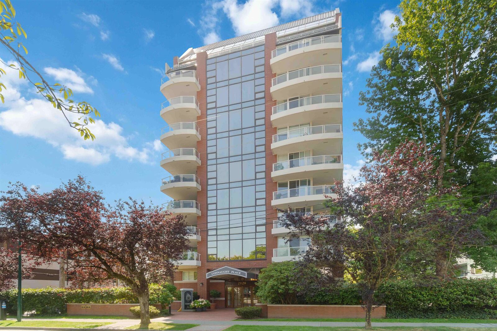 Property Photo: 2128 W 43rd Avenue 9 BC V6M 2E1