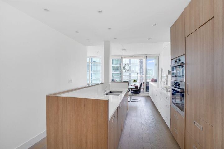 Property Photo:  1200 Alberni Street 2303  BC V6E 1A6 