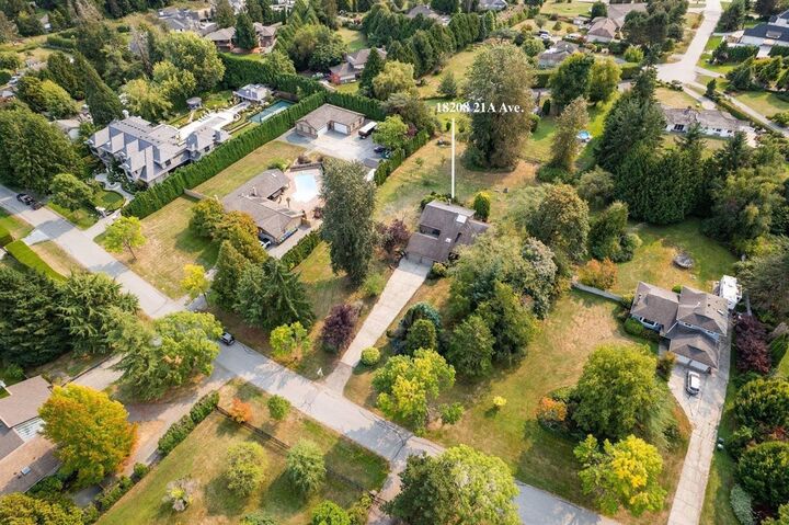 Property Photo: 18208 21A Avenue BC V3Z 9W2