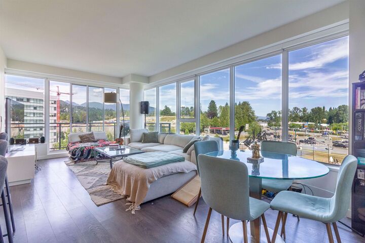 Property Photo: 308 Morrissey Road 902 BC V3H 0M2