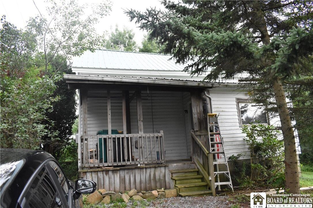 Property Photo: 8348 Center Road NY 14080