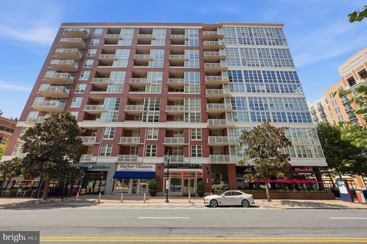 Property Photo:  157 Fleet Street 513  MD 20745 