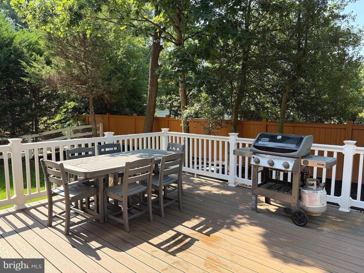 Property Photo:  6482 Warwick Circle  VA 22315 