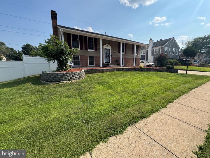 Property Photo: 9716 Copeland Drive VA 20109