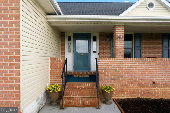 Property Photo: 217 Ashland Drive VA 22603