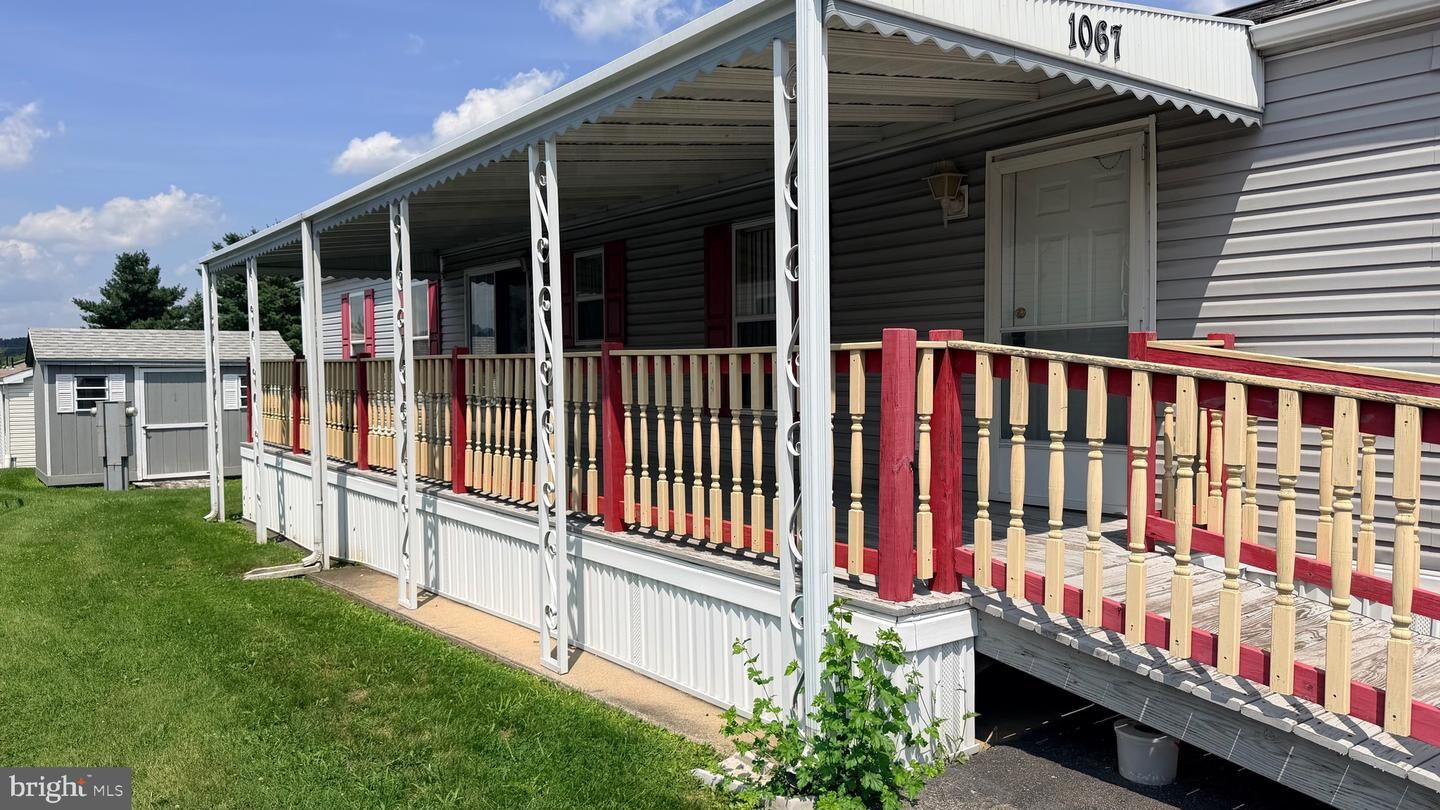 Property Photo: 1067 Sage Avenue PA 19605