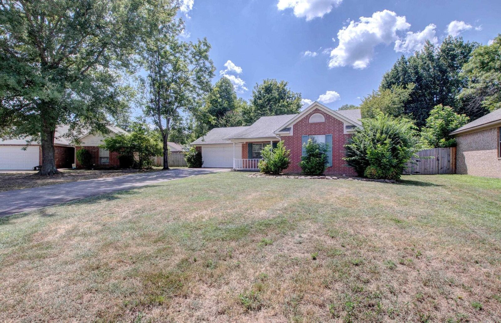Property Photo:  275 Helen  AR 72034 