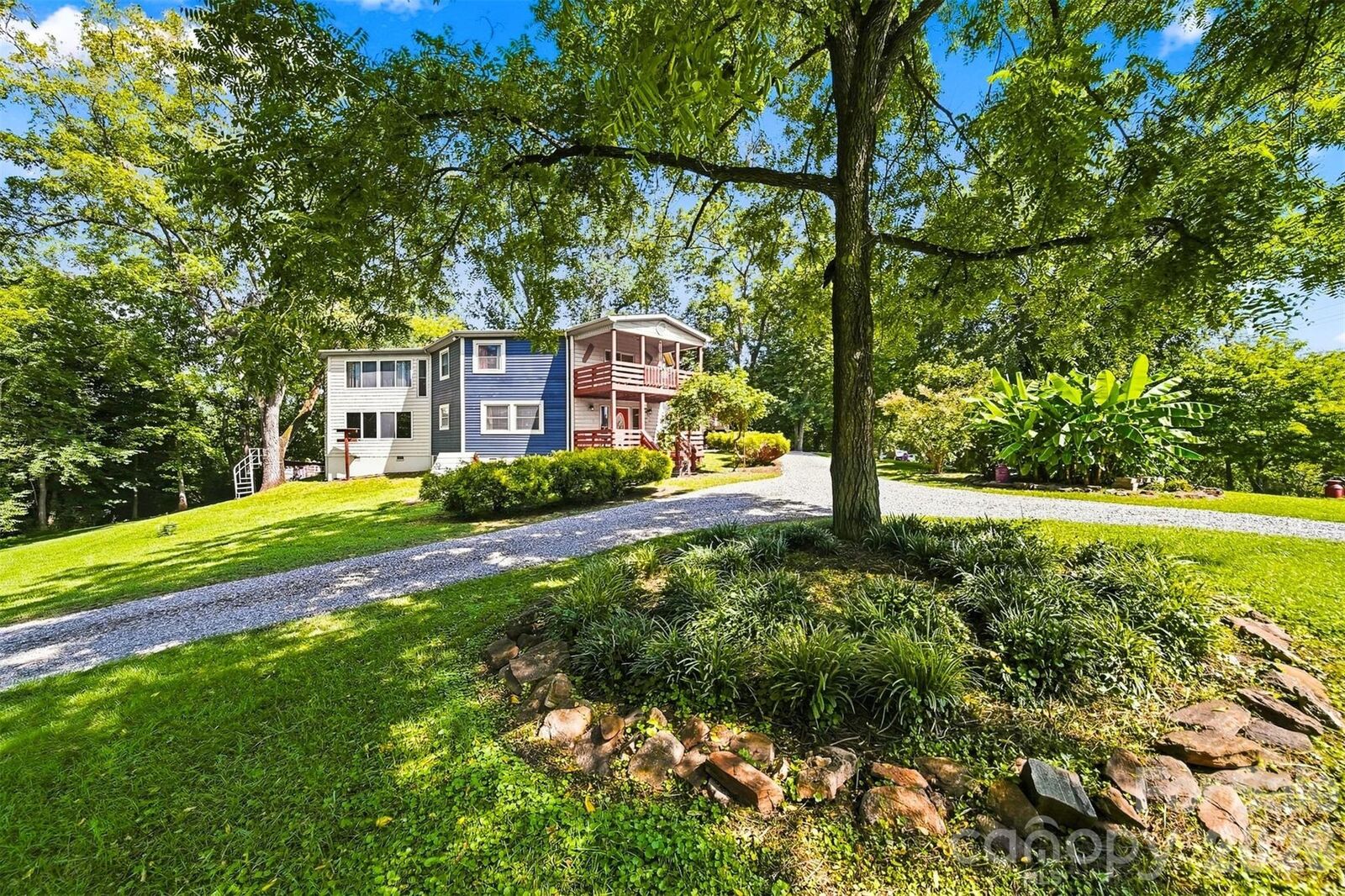 Property Photo: 480 Bailey Farm Road NC 28625