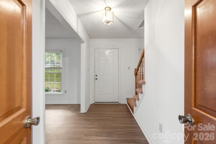 Property Photo:  10211 Meadow Hollow Drive  NC 28227 