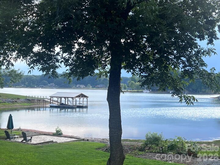 Property Photo: 3825 Chevlot Hills Road NC 28673