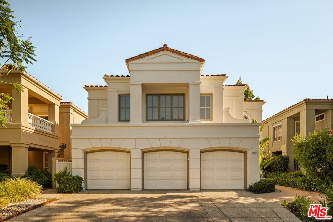 Property Photo: 23216 Park Corniche CA 91302