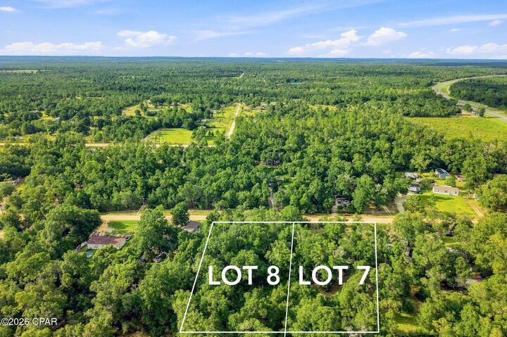 Property Photo:  12524 Greenbriar Drive  FL 32438 