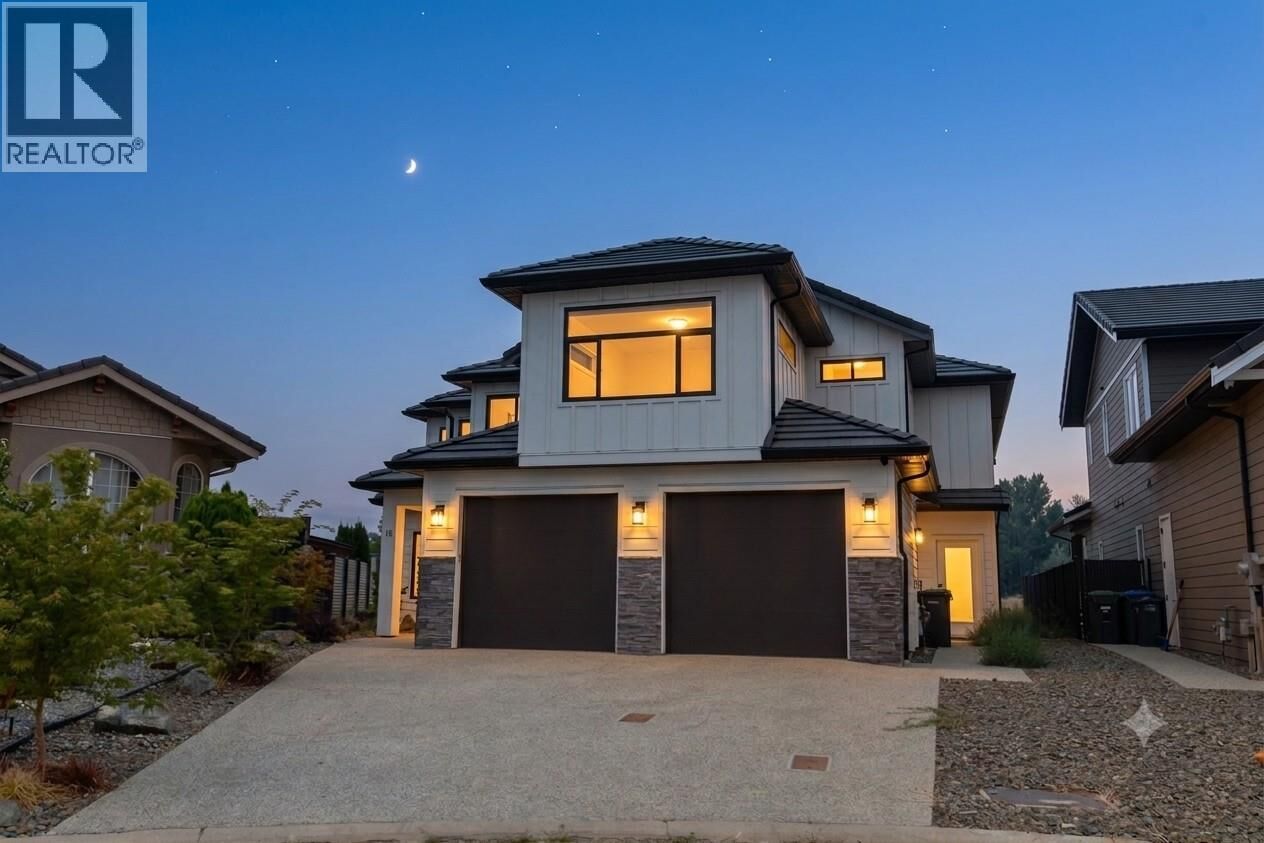 Property Photo: 18 Chardonnay Court BC V0H 1V6