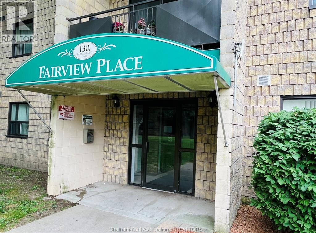 Property Photo: 130 Park Avenue East 406 ON N7M 3V6