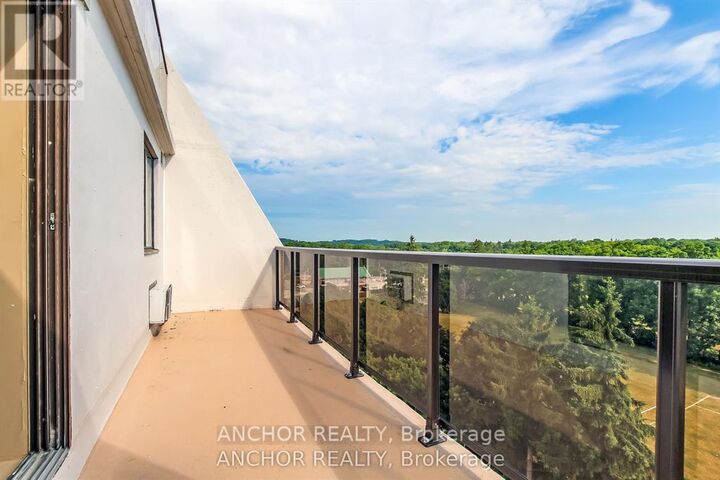 Property Photo: 1255 Commissioners Road West 709 ON N6K 3N5