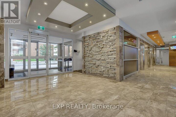 Property Photo: 470 Laurier Street West 1706 ON K1R 7W9