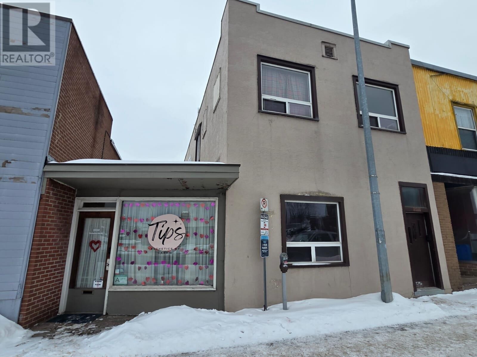 Property Photo:  1012 Victoria Ave E  ON P7C 1B6 