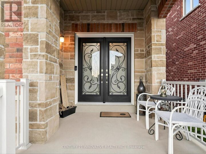 Property Photo:  446 Bessborough Drive  ON L9T 8V5 