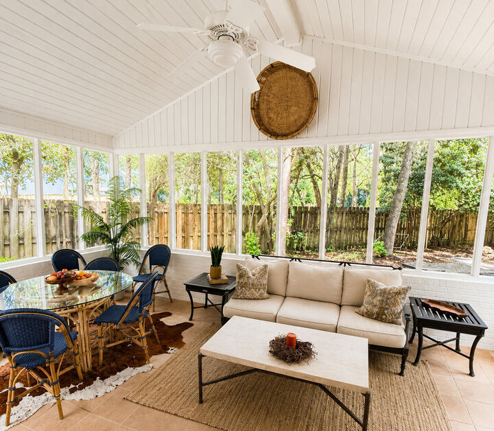 Property Photo:  301 W Windward Cove  FL 32578 